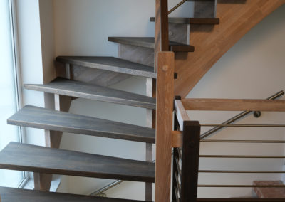 Jenniches Treppenbau - Aufgesattelte Treppe